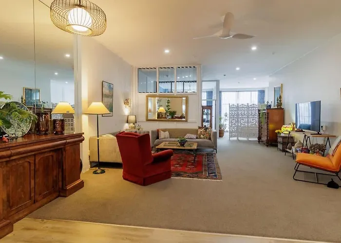 Tutanekai - Chic 3 Bedroom 2 Bathroom *